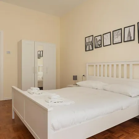 Joivy Modern 2bed Flat With Balcony, 250m From M5 Foppa And M2 Sant'agostino Apartment *