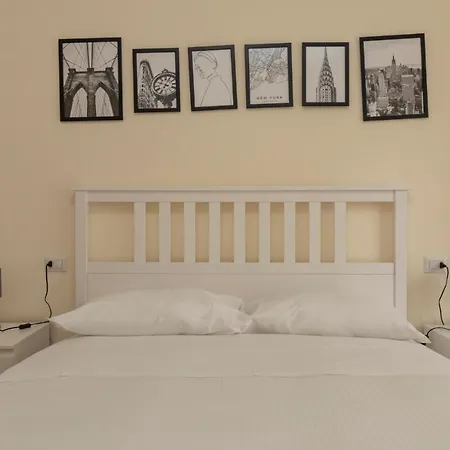 Joivy Modern 2bed Flat With Balcony, 250m From M5 Foppa And M2 Sant'agostino Apartment