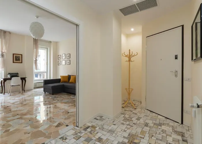 Joivy Modern 2bed Flat With Balcony, 250m From M5 Foppa And M2 Sant'agostino Mediolan