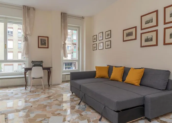 Apartament Joivy Modern 2bed Flat With Balcony, 250m From M5 Foppa And M2 Sant'agostino *